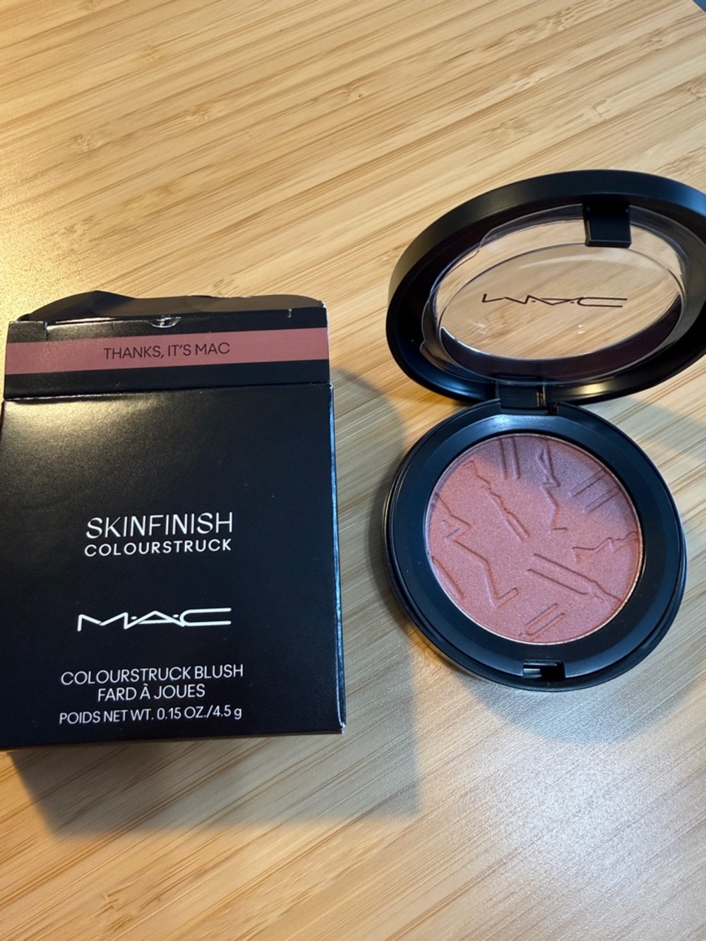 MAC Cosmetics Skinfinish Colourstruck Blush in "Thanks, It's MAC"